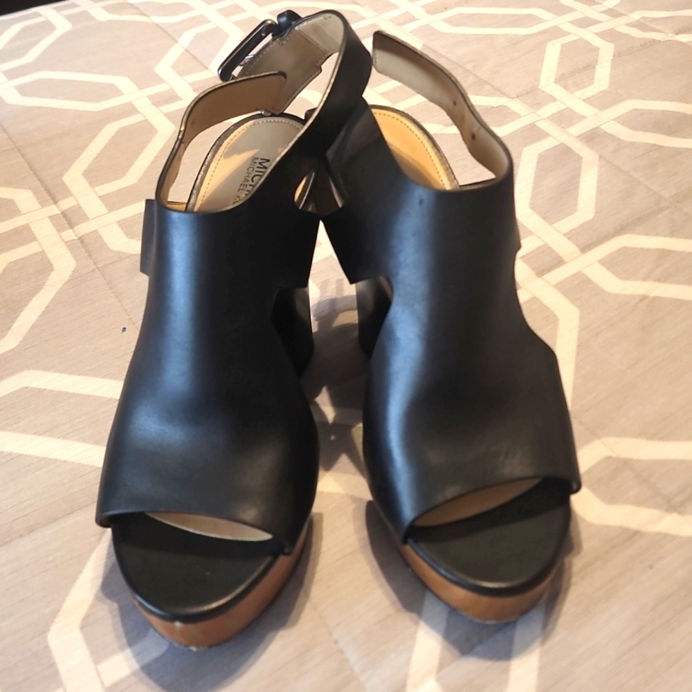 Michael Kors Black and Tan Wedges